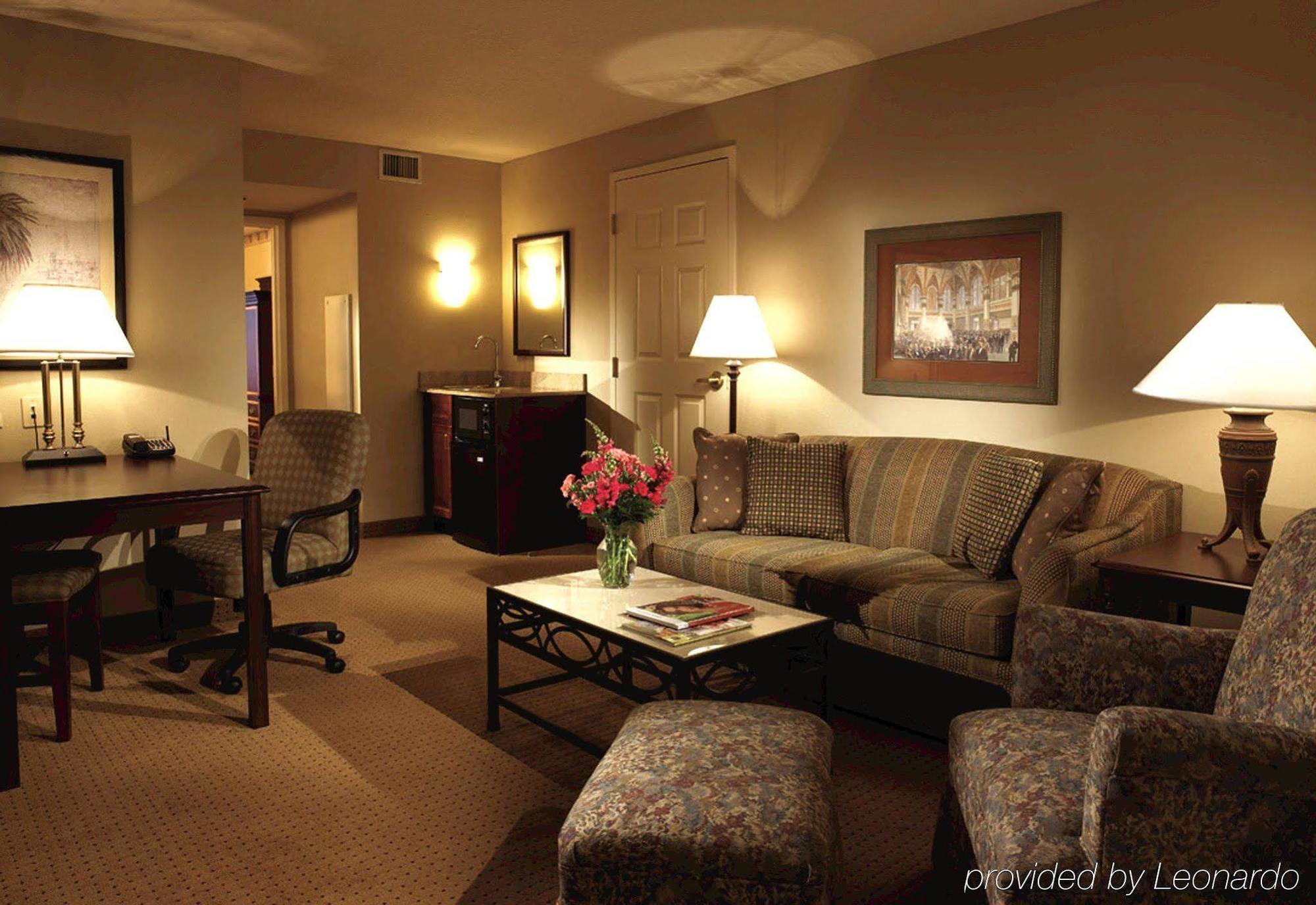 Embassy Suites By Hilton Orlando Downtown Phòng bức ảnh